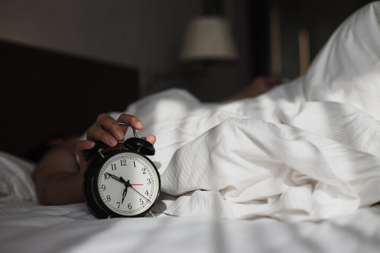 De ce să nu mai apeși butonul Snooze dimineața