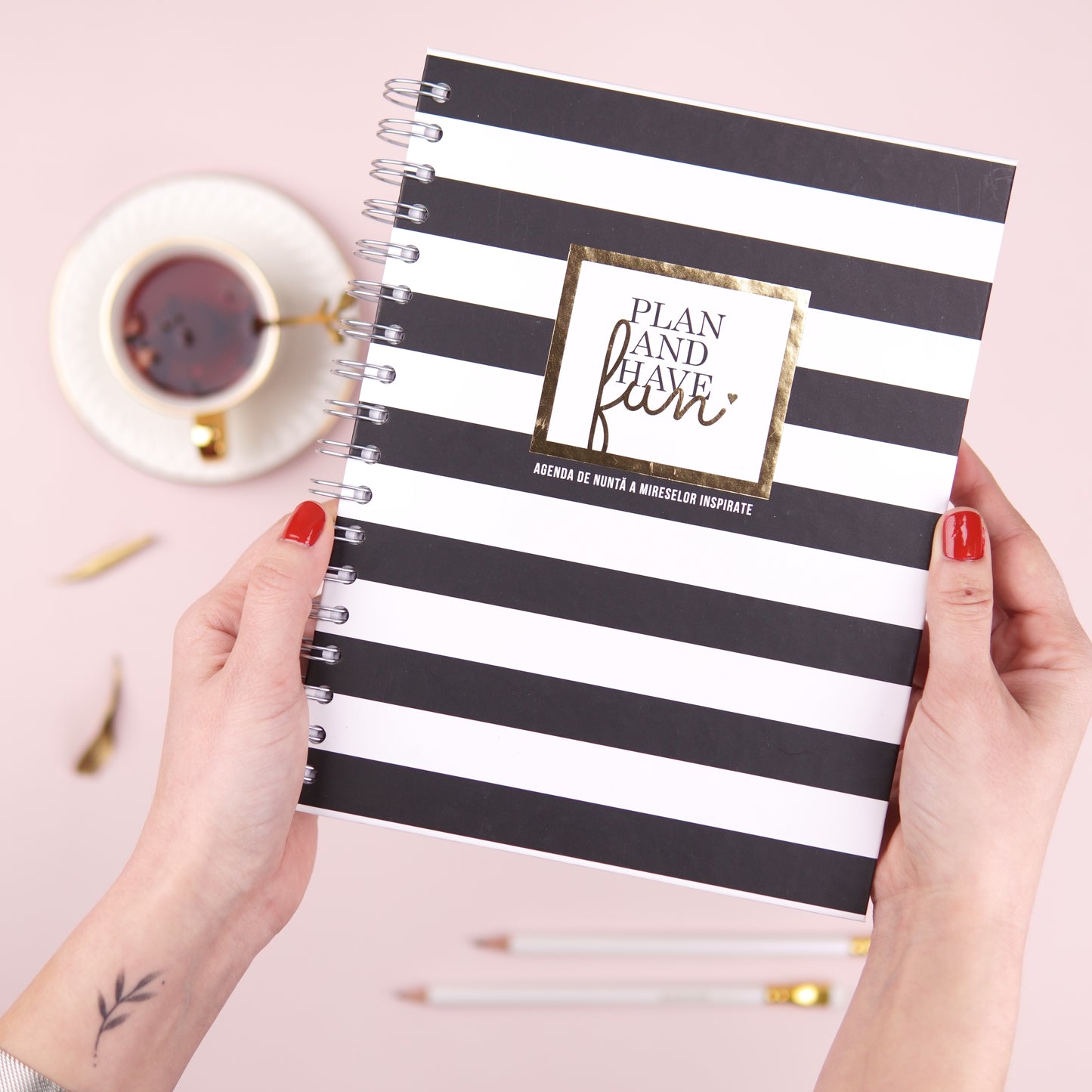 Wedding Planner | Agenda de nuntă | Ghid pentru mirese, în limba română