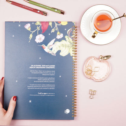 Planner anual nedatat A4 pentru organizare zilnică coperta spate
